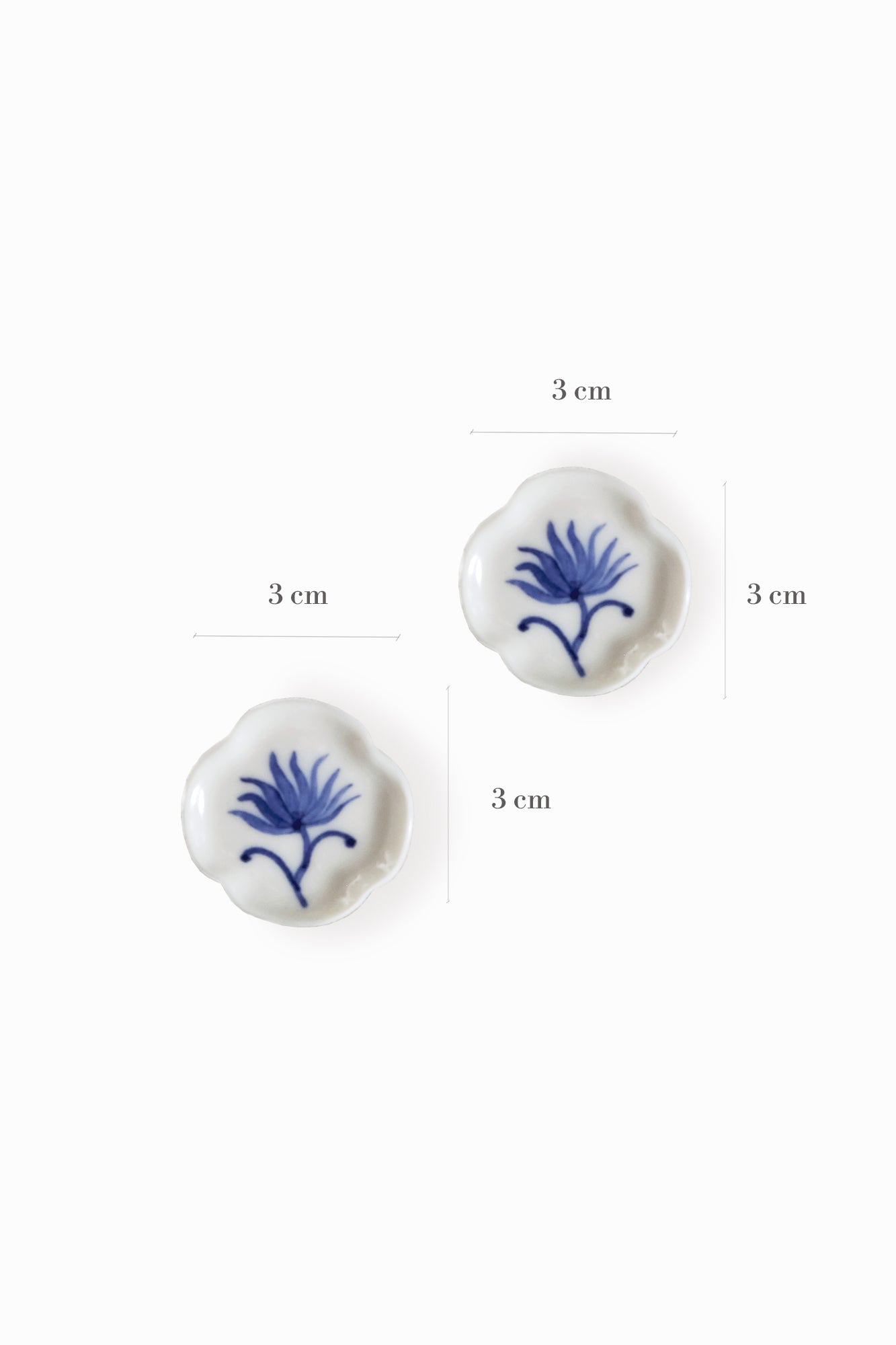 Porcelain Earrings. Floare la ureche Collection